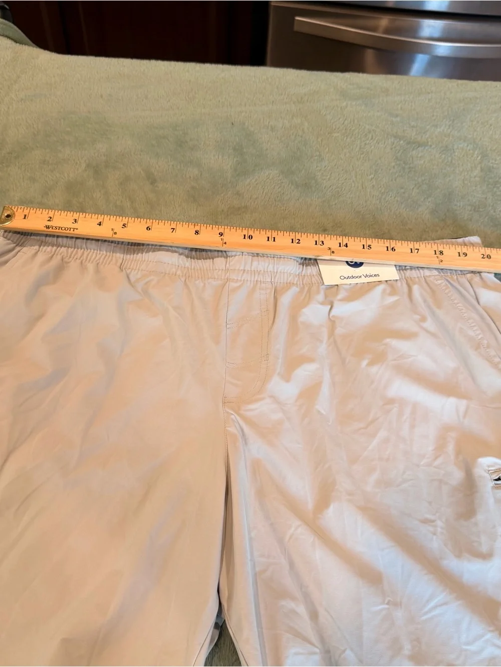 Outdoor Voices Men’s Relay Shorts XXL Gray 7” Inseam NWT Zip Pocket